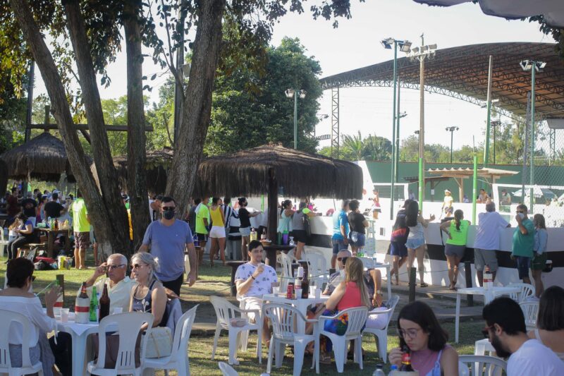 Saldanha da Gama inaugura quadras de beach tennis com torneio