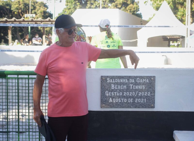 Saldanha da Gama inaugura quadras de beach tennis com torneio