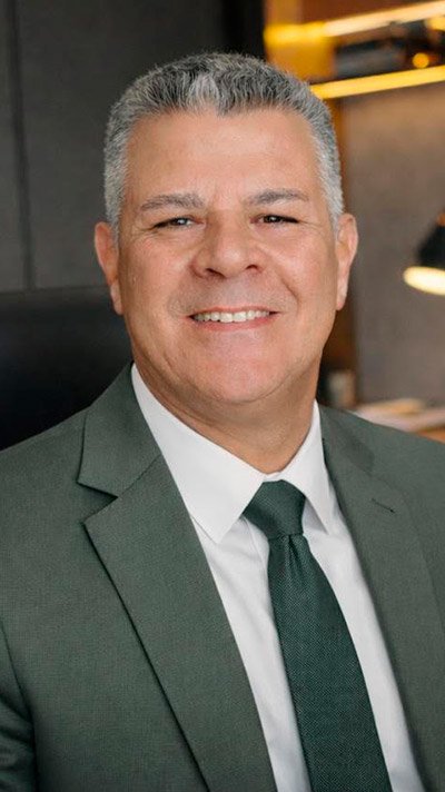 Dr. Ralph Pessanha